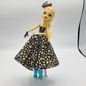 Monster High Doll Dayna Treasura Jones Shriek Wrecked Gold Body Orig. Dress MHD